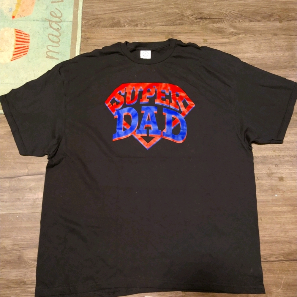 Super Dad T-Shirt. Brand new